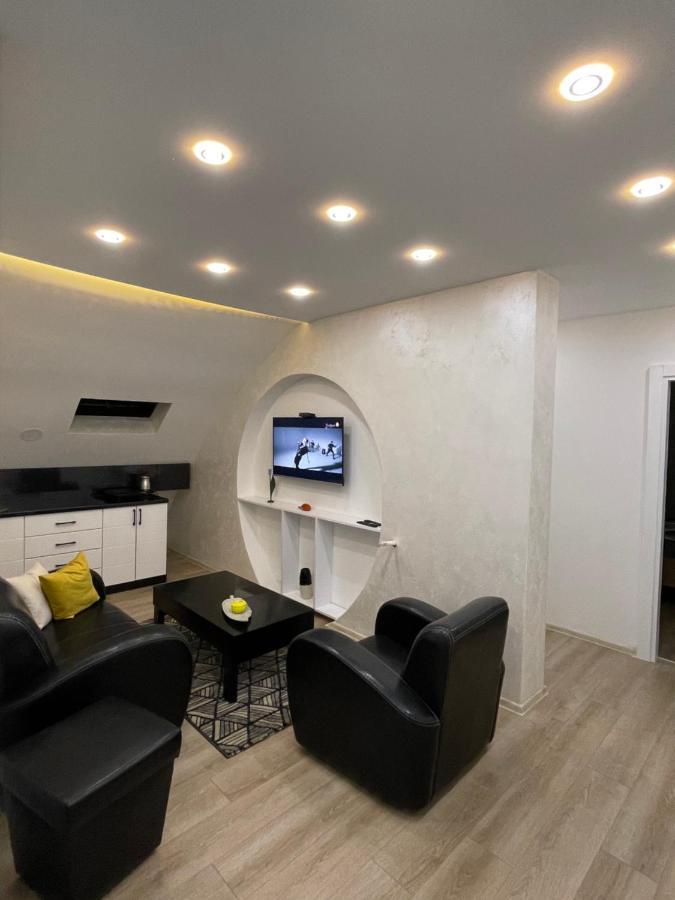 Luna Apartment Novi Pazar Eksteriør bilde