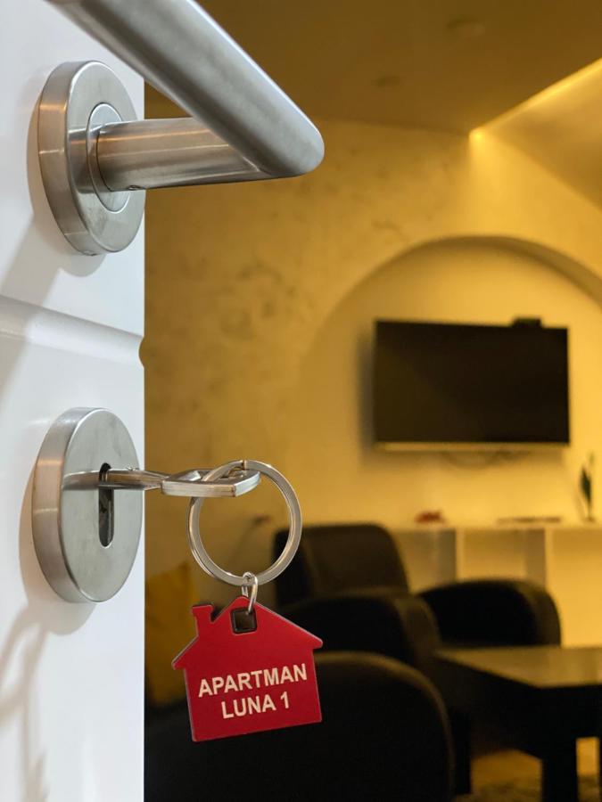 Luna Apartment Novi Pazar Eksteriør bilde