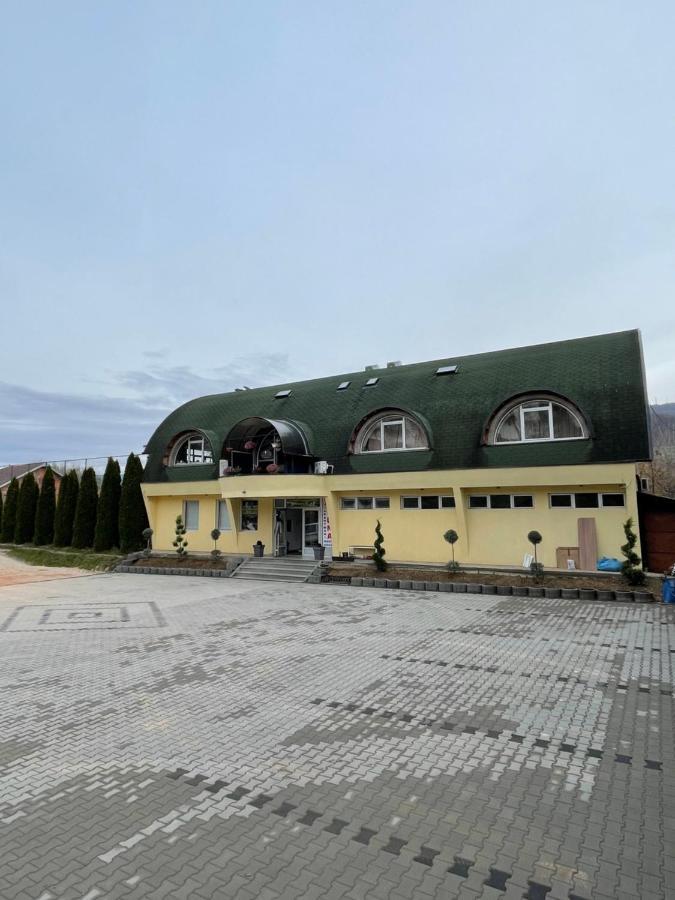 Luna Apartment Novi Pazar Eksteriør bilde